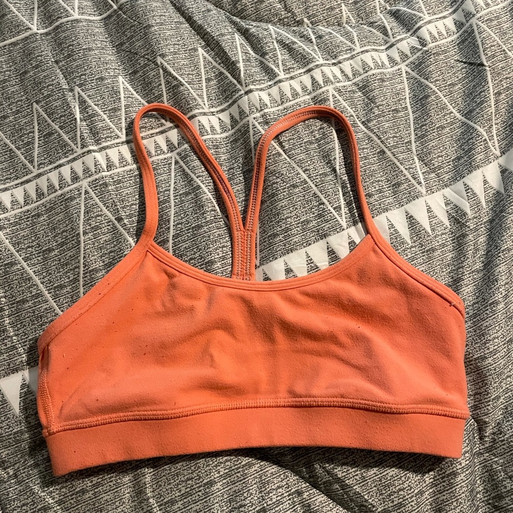Lululemon sports bra
